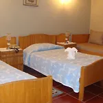 Ξενοδοχείο Santa Rita 2*